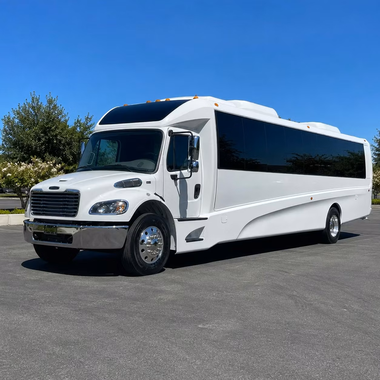 hesperia 25 passenger minibus rental