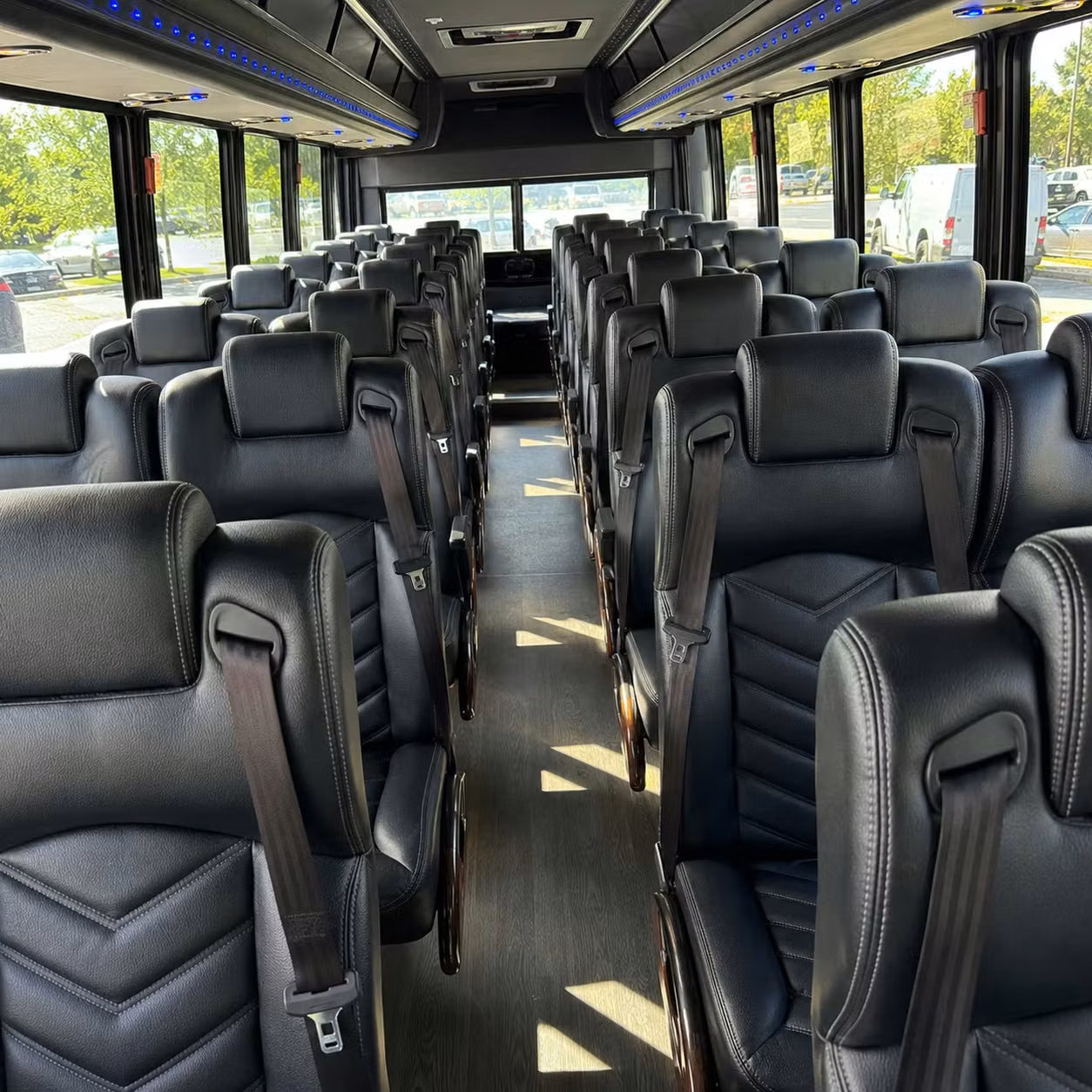 hesperia 30 passenger minibus rental